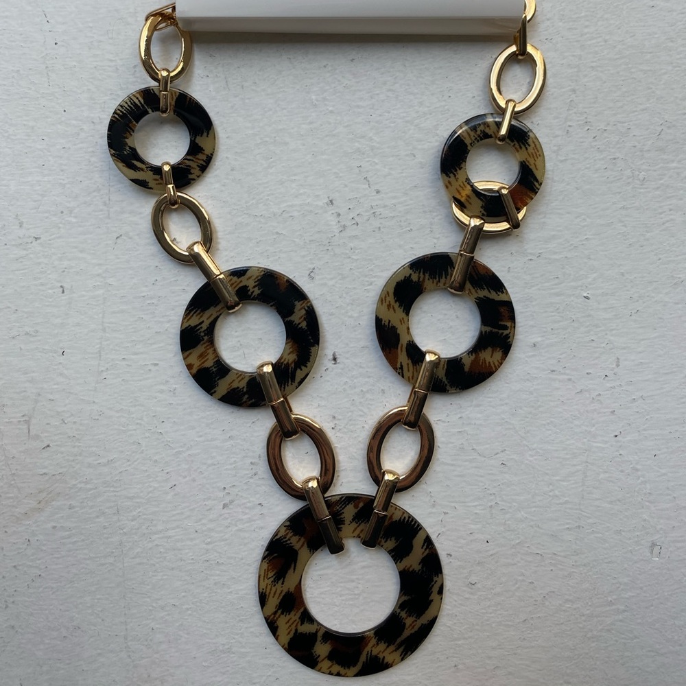 Nine West cheetah collar necklace